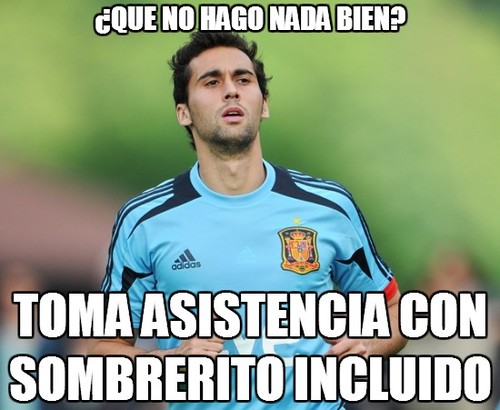 Qué no hago nada bien...Toma asistencia con sombrerito incluido.
