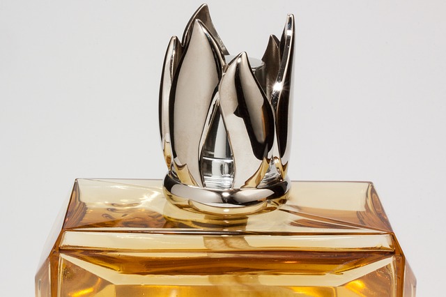 Las esencias, aroma de mujer… el misterio del perfume