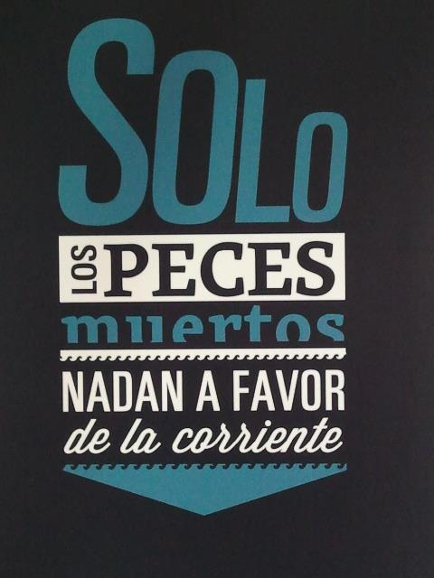 A favor de la corriente