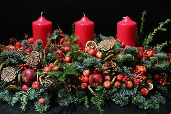 Como preparar un centro de mesa navideño paso a paso