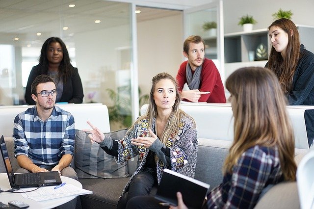 Que importante es expresar a través de la comunicación verbal, corporal…