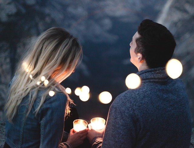 5 cosas que no debes revelar en la primera cita