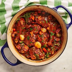 COQ AU VIN CLÁSICO