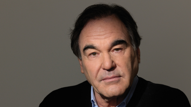 Oliver Stone Signo del Zodiaco Virgo