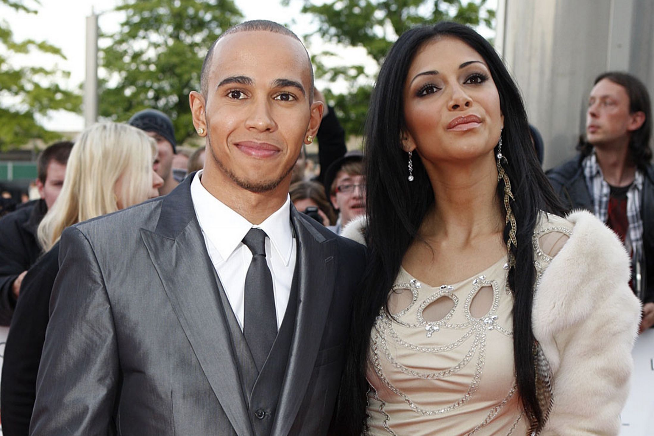 Nicole Scherzinger -Signo del Zodiaco Cáncer y su novio Hamilton