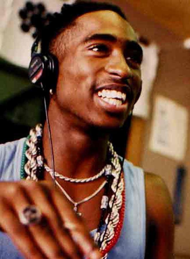 Tupac Shakur signo del horoscopo Géminis