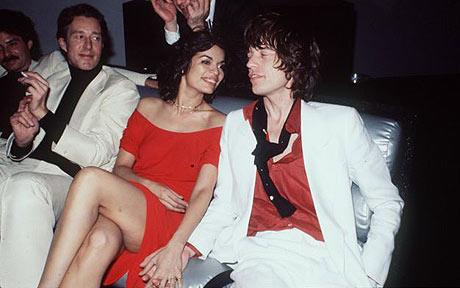 Mick Jagger signo Leo con Bianca Jagger