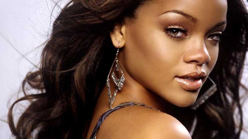 Rihanna - Piscis