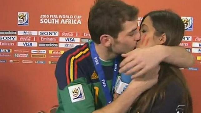 Iker Casillas signo Tauro y su novia Sara Carbonell