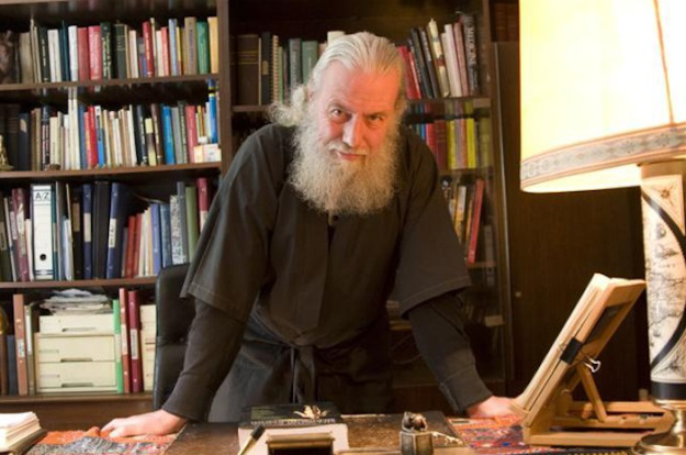 Alfredo Embid revistas y periodicos entrevistas y articulos